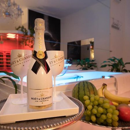 Apartament Sensual Sauna&Jacuzzi Poznan Stare Miasto מראה חיצוני תמונה